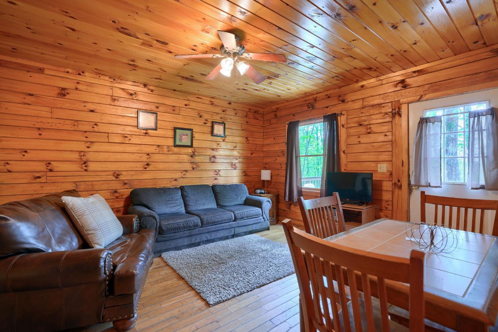 Ferienhaus Blue Rose - Pine Ridge Logan